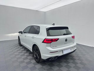 2022 Volkswagen Golf VIII, белый, 1950000 рублей, вид 3