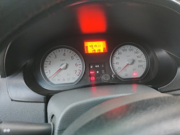 2008 Renault Logan I, серый - вид 9