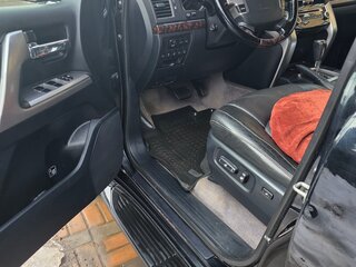 2015 Toyota Land Cruiser 200 Series Рестайлинг 1, чёрный, 4500000 рублей, вид 5