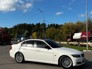 2011 BMW 3 серии 318i V (E90/E91/E92/E93) Рестайлинг, белый, 866000 рублей, вид 4
