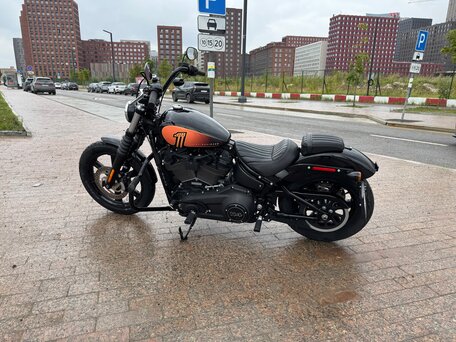 2022 Harley-Davidson Street Bob, чёрный, 1340000 рублей, вид 4