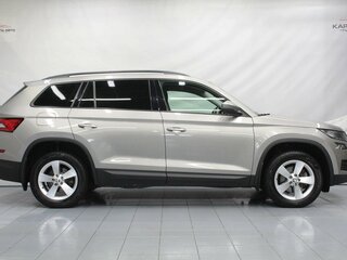 2020 Skoda Kodiaq I, коричневый, 2150000 рублей, вид 3