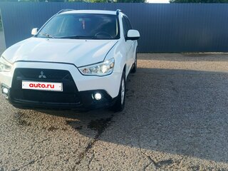 2012 Mitsubishi ASX I Рестайлинг, белый, 675000 рублей, вид 2
