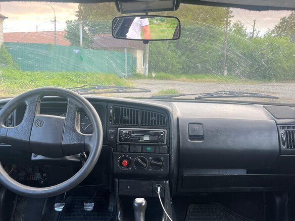 1992 Volkswagen Passat B3, красный, 185000 рублей - вид 9