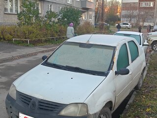 2005 Renault Logan I, белый, 124999 рублей, вид 1