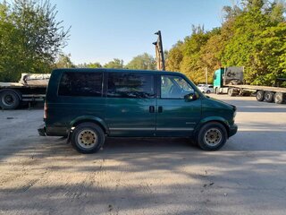 1997 GMC Safari II, зелёный, 850000 рублей, вид 4