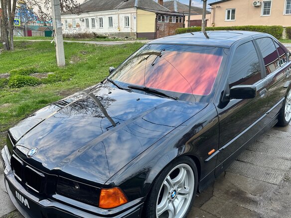 1998 BMW 3 серии 318i III (E36), чёрный, 659036 рублей - вид 2