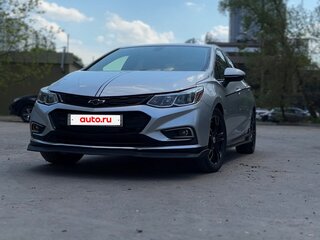 2018 Chevrolet Cruze II, серебристый, 1200000 рублей, вид 2