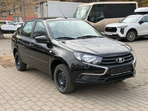 2026 Lada (ВАЗ) Granta I Рестайлинг, чёрный, 1099000 рублей - вид 2