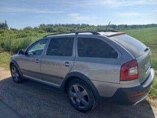 2011 Skoda Octavia Scout II (A5) Рестайлинг, серый, 910000 рублей, вид 4