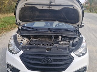 2011 Hyundai ix35 I, белый, 1050000 рублей, вид 2