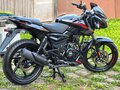 2022 Bajaj Pulsar 180, чёрный