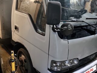 2003 Kia K-Series, белый, 600000 рублей, вид 1
