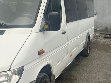 2014 Mercedes-Benz Sprinter Classic, белый, 2100000 рублей, вид 3