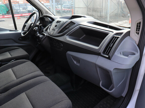 2018 Ford Transit, белый, 1320000 рублей - вид 5