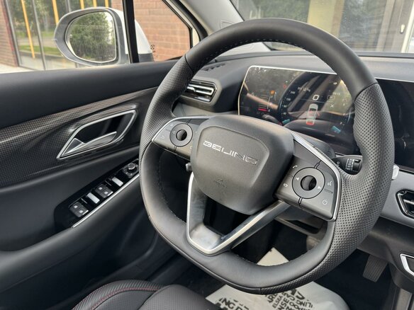 2025 BAIC U5 Plus, чёрный - вид 13