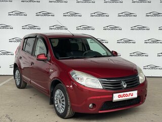 2010 Renault Sandero I, красный, 479000 рублей, вид 3