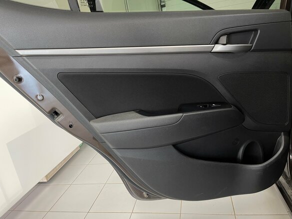 2017 Hyundai Elantra VI (AD), коричневый, 1569000 рублей - вид 20
