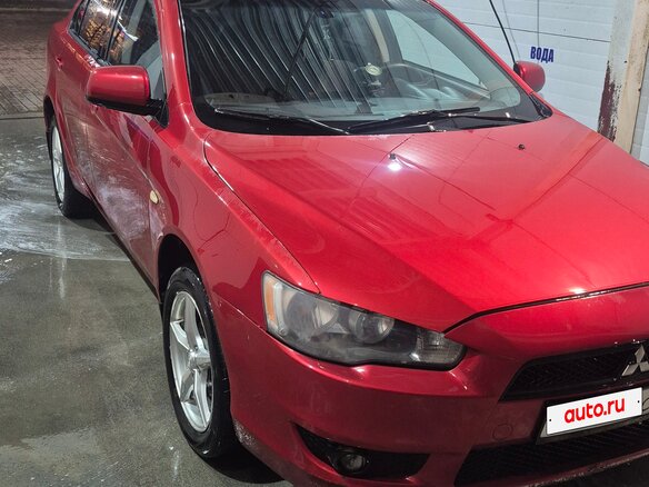 2008 Mitsubishi Lancer X, красный, 650000 рублей - вид 1