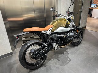 2021 BMW R Nine T Scrambler, коричневый, 1300000 рублей, вид 3