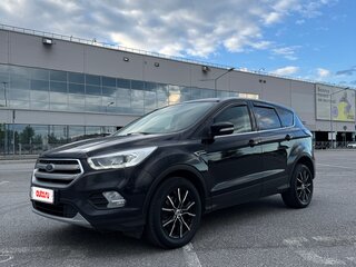 2017 Ford Kuga II Рестайлинг, чёрный, 1599000 рублей, вид 1