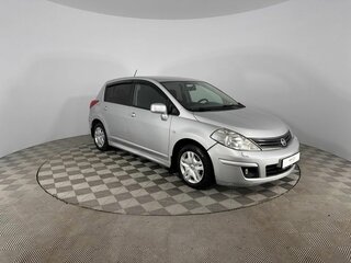 2010 Nissan Tiida I Рестайлинг, серебристый, 400600 рублей, вид 3
