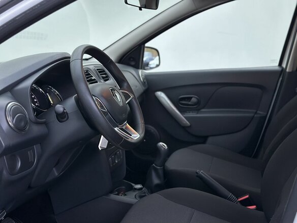 2019 Renault Logan II Рестайлинг, белый, 1180000 рублей - вид 10