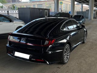 2021 Hyundai Sonata VIII (DN8), чёрный, 1494385 рублей, вид 3