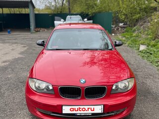 2007 BMW 1 серии 116i I (E81/E82/E87/E88) Рестайлинг, красный, 600000 рублей, вид 4