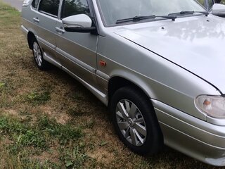 2004 Lada (ВАЗ) 2115, серебристый, 130000 рублей, вид 2