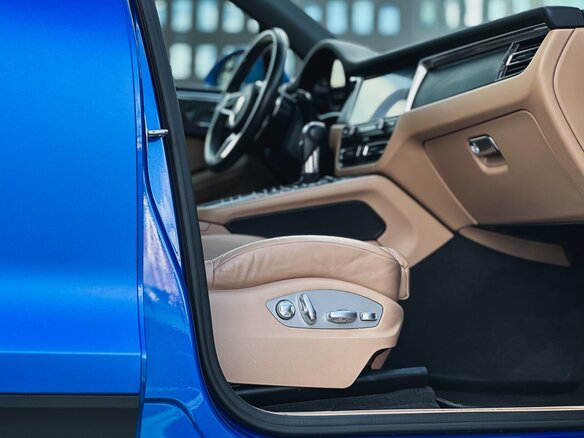2019 Porsche Macan I Рестайлинг, синий, 4999000 рублей - вид 32