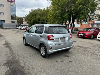 2016 Toyota Passo III, серый, 909000 рублей, вид 2
