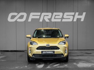 2022 Toyota Yaris Cross I, жёлтый, 2250000 рублей, вид 3
