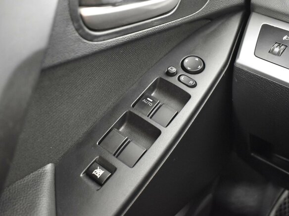 2012 Mazda 3 II (BL) Рестайлинг, серый, 949900 рублей - вид 17