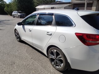 2018 Kia Ceed II Рестайлинг, белый, 1450000 рублей, вид 4