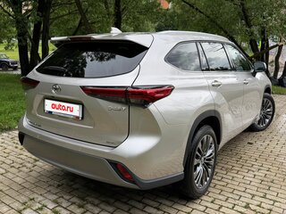 2026 Toyota Highlander IV (XU70), серебристый, 5497000 рублей, вид 5