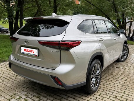 2026 Toyota Highlander IV (XU70), серебристый, 5497000 рублей, вид 5