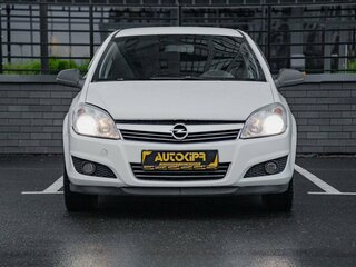 2011 Opel Astra H Рестайлинг, белый, 470000 рублей, вид 3