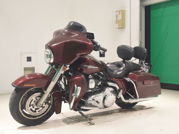 2008 Harley-Davidson Street Glide, красный, 695000 рублей - вид 3
