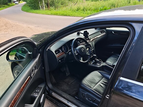 2013 Skoda Superb DSG II, чёрный, 1000000 рублей - вид 4