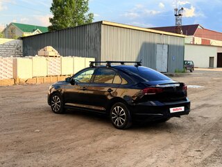 2020 Volkswagen Polo VI, чёрный, 1830000 рублей, вид 3