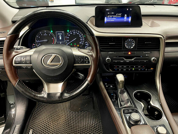 2017 Lexus RX 200t IV, чёрный, 3120000 рублей - вид 10