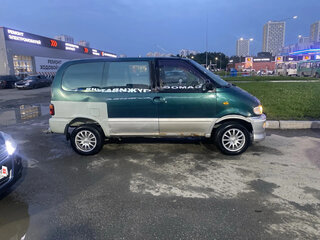 1997 Nissan Serena I (C23), зелёный, 400000 рублей, вид 4