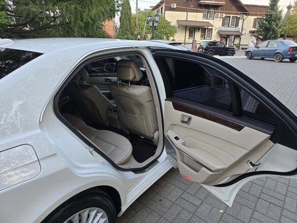 2013 Mercedes-Benz E-Класс 200 IV (W212, S212, C207) Рестайлинг, белый, 1970000 рублей - вид 15