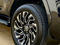 2023 Toyota Land Cruiser 300 Series, чёрный, 11150000 рублей - вид 10