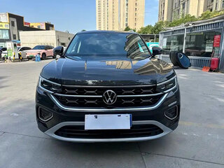 2023 Volkswagen Tayron I Рестайлинг, чёрный, 2130000 рублей, вид 3