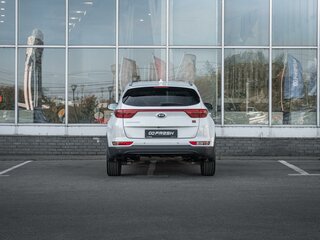 2017 Kia Sportage IV, белый, 1830000 рублей, вид 4
