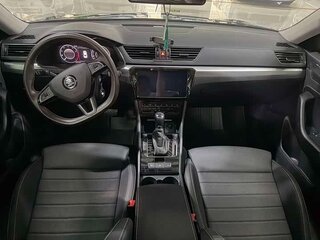 2025 Skoda Superb III Рестайлинг, чёрный, 2140000 рублей, вид 4
