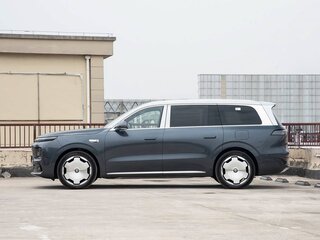 2026 Leapmotor D19 64 kWh, серый, 6823003 рублей, вид 2