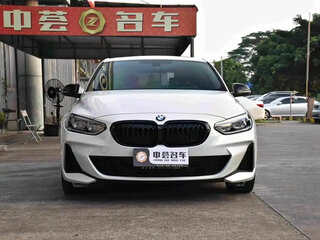 2022 BMW 1 серии 120i III (F52) Рестайлинг, белый, 1540005 рублей, вид 2
